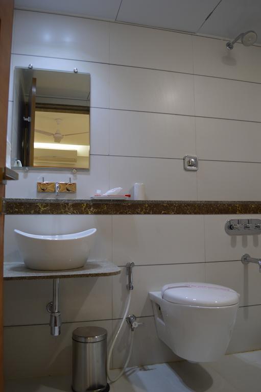 Hotel Ashray Inn Ahmedabad Ruang foto